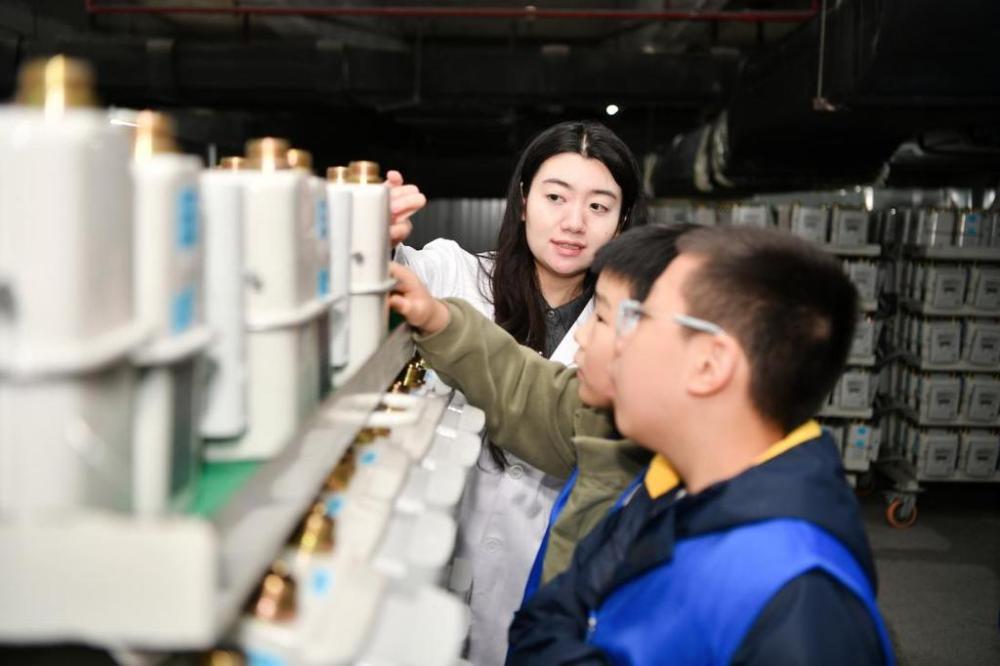 16dc8c12535241a3abb88eec90056fb7